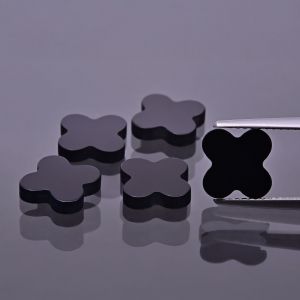 Kleeblatt aus Onyx 12x12 MM