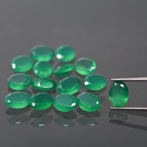 Ovaler Stein, Kegel - grüner Achat 6x4 MM
