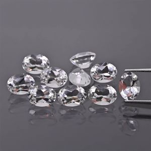 Ovaler Stein, Kegel - Weißer Topas 7x5 MM